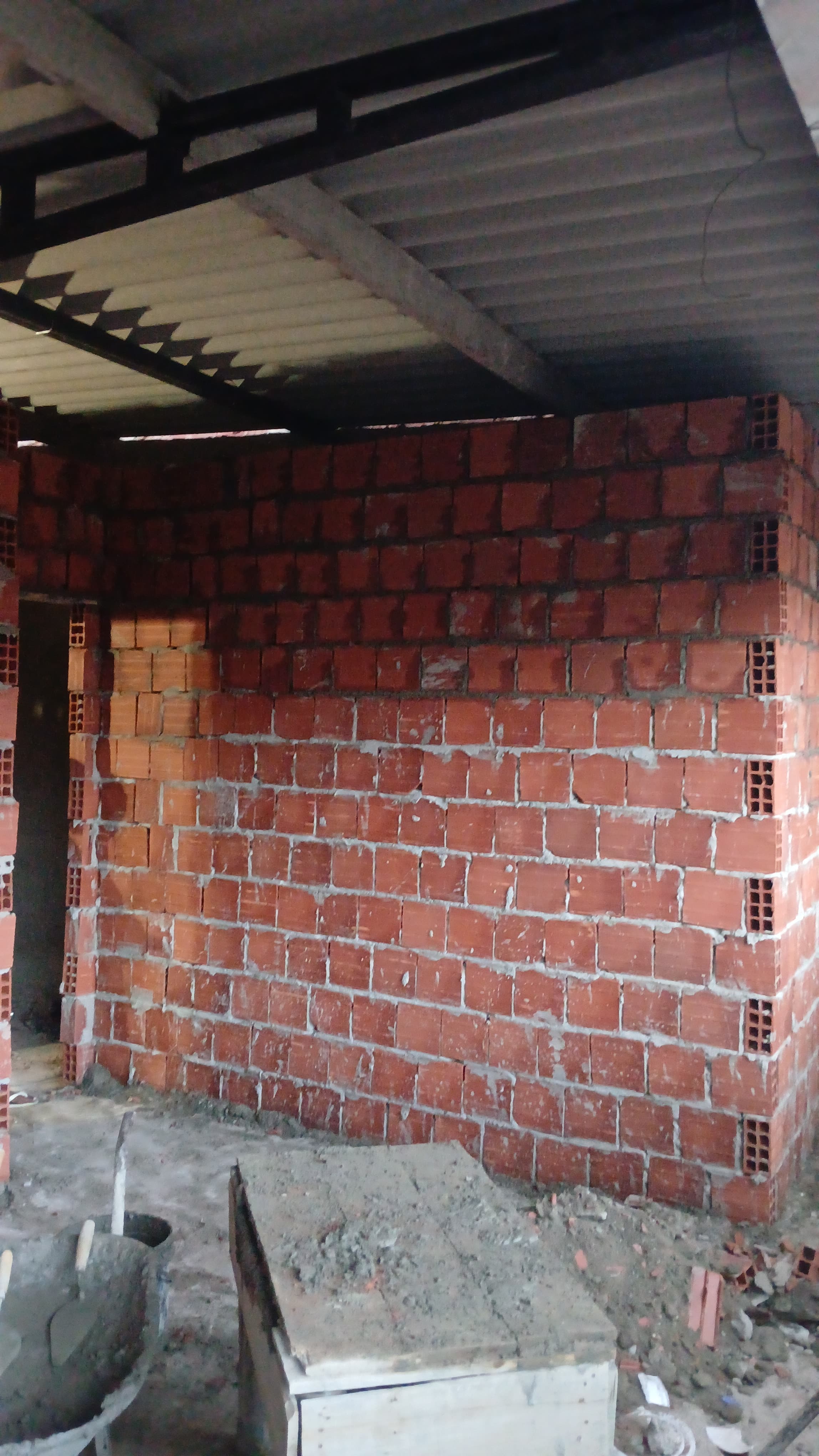 Nova União construtora. Realizando sonho trabalhamos com qualquer tipo de serviços do básico ao acabamento cobrimos qualquer tipo de orçamento contrate agora uma empresa para execução da sua obra zap61991365065