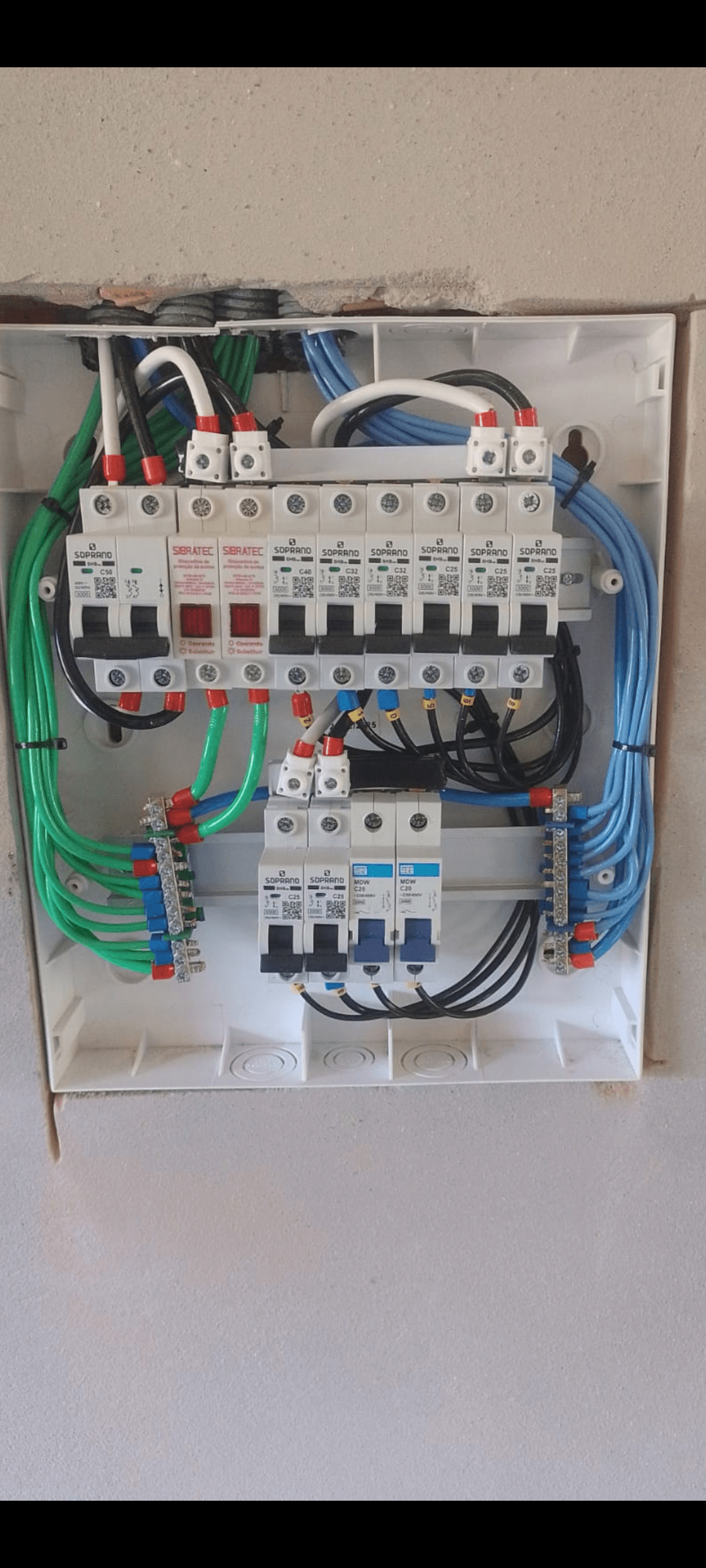 Eletricista residêncial, comercial e Predial