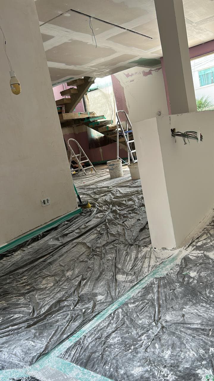 Pintura de apartamento elétrica reforma