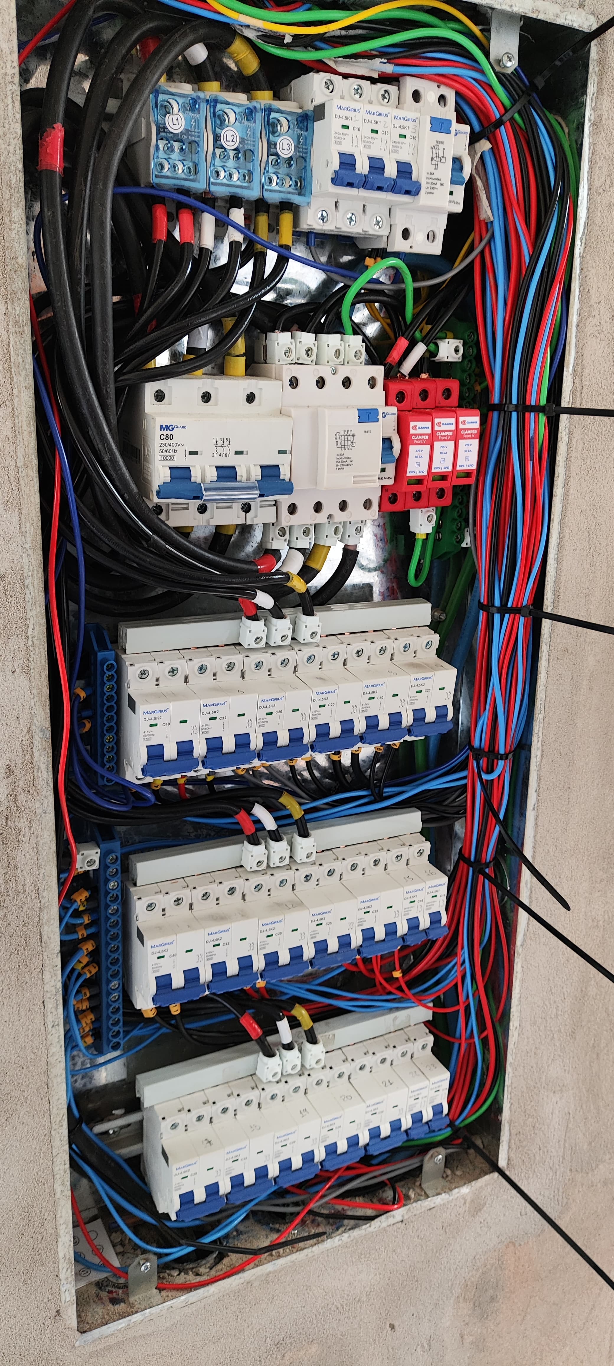 Instalação e manutenção elétrica residencial